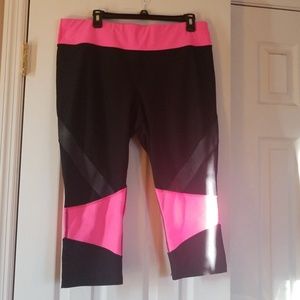 Ladies workout Capri pants